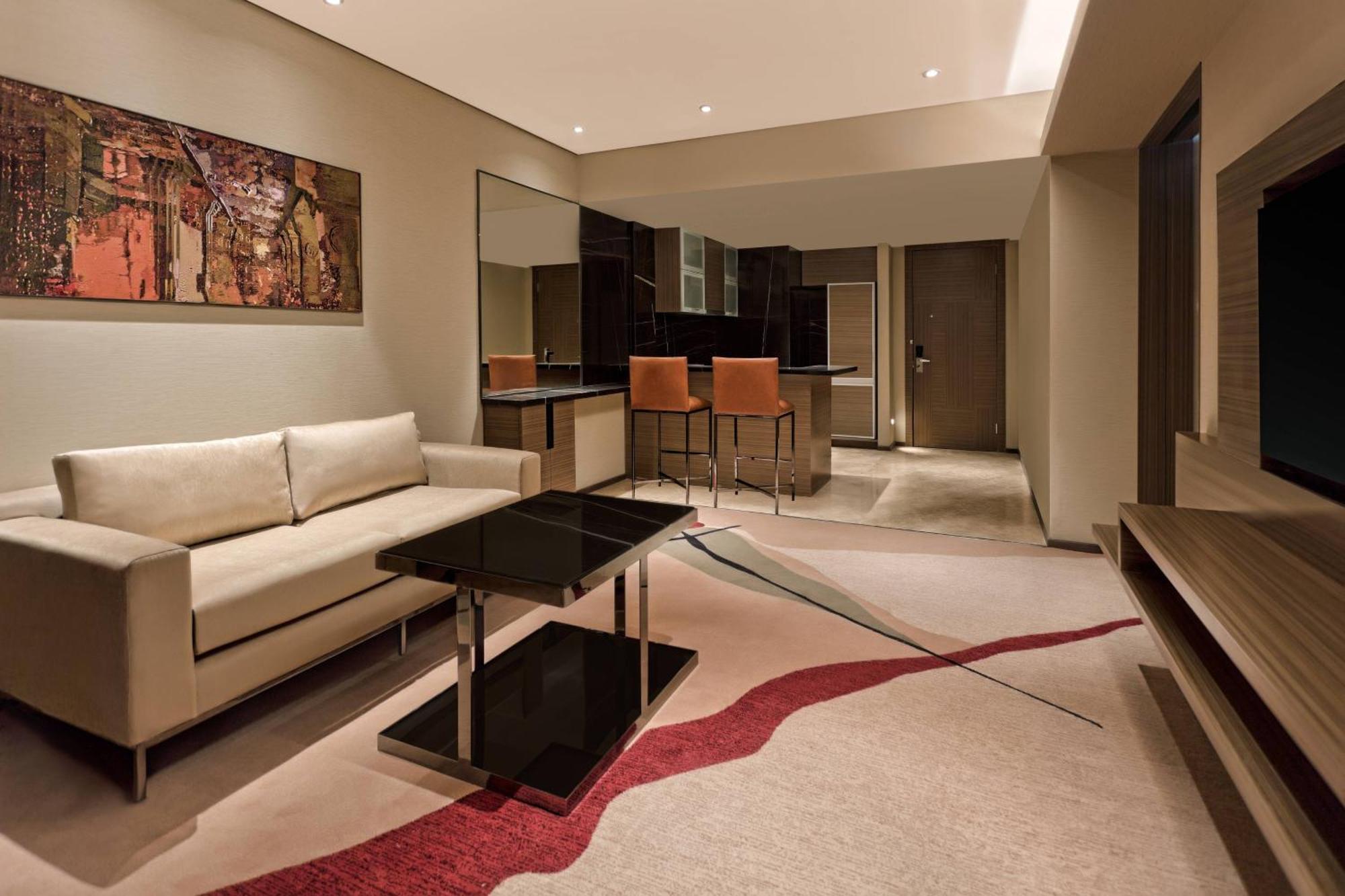 Sheraton Grand Bengaluru Whitefield Hotel & Convention Center Esterno foto