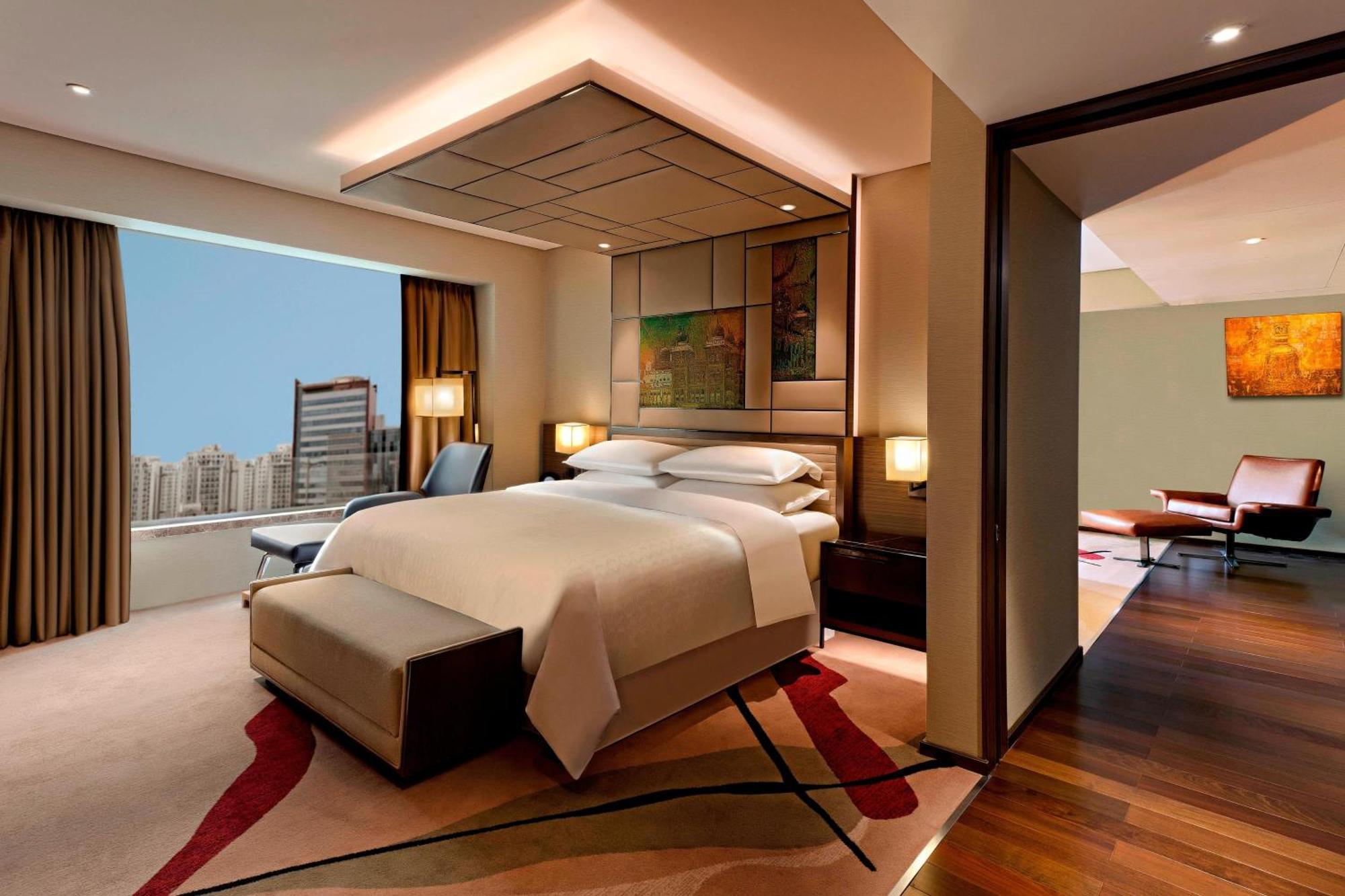 Sheraton Grand Bengaluru Whitefield Hotel & Convention Center Esterno foto
